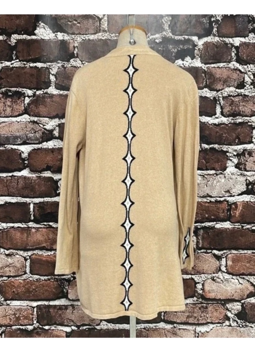 *Indigenous Organic Cotton Cardigan*